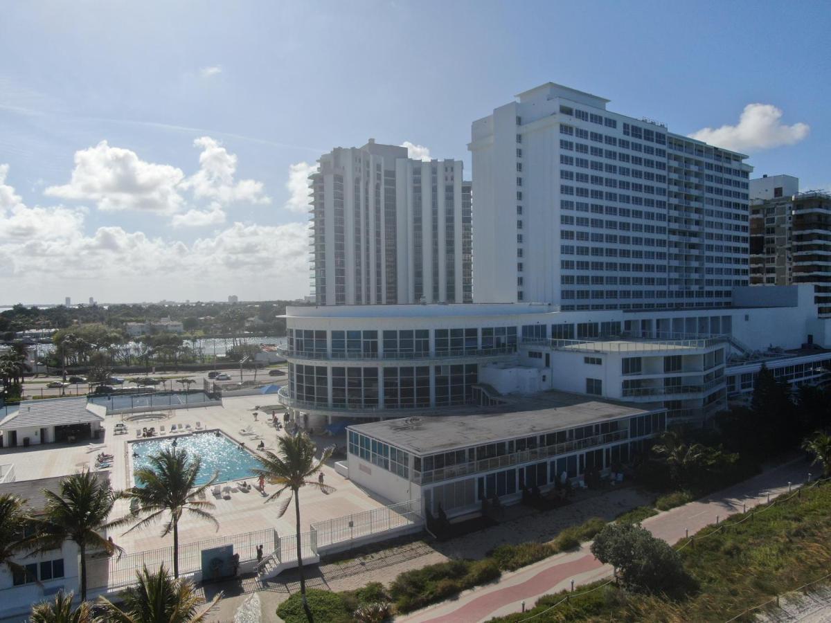 New Point Miami Beach Apartments Экстерьер фото