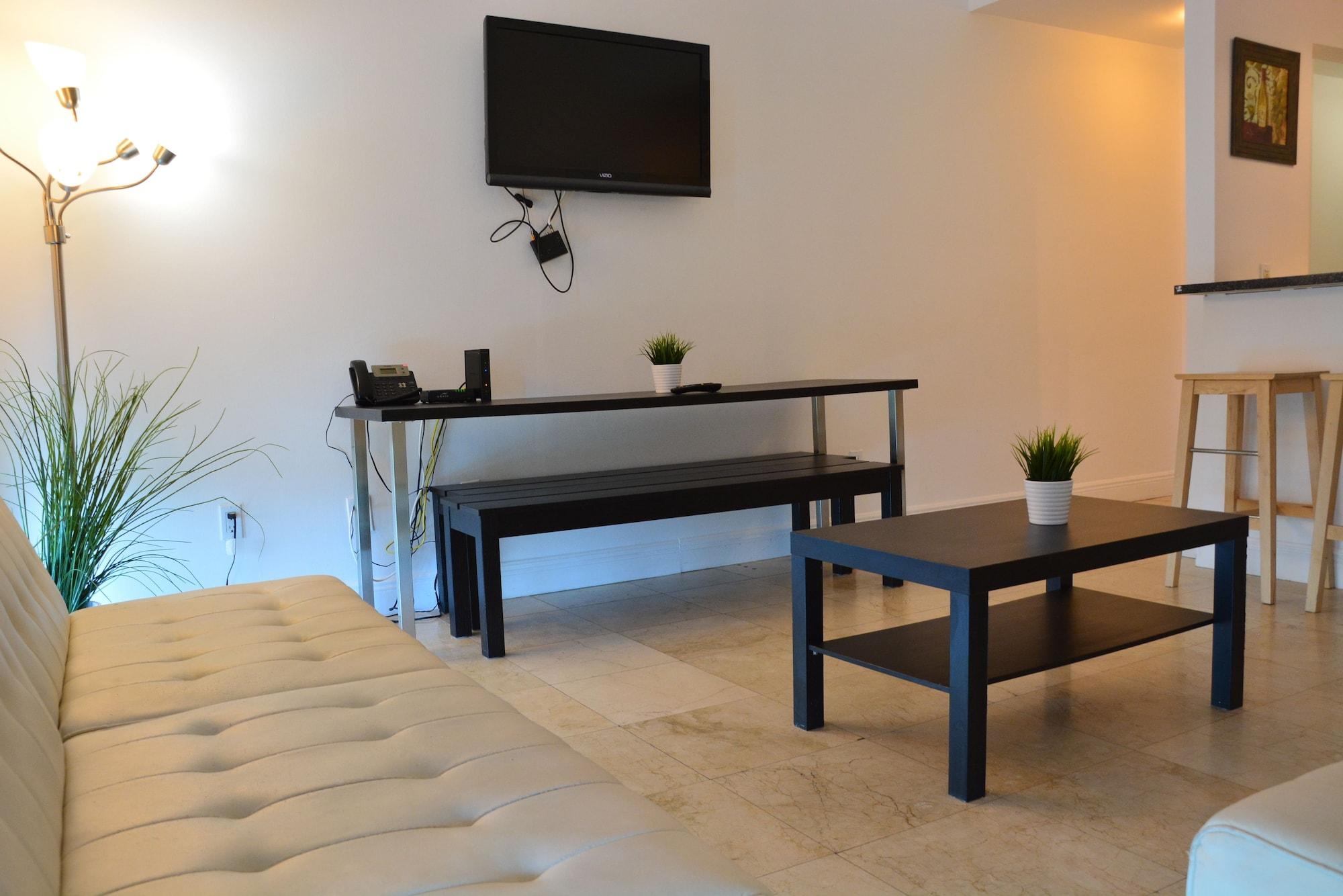 New Point Miami Beach Apartments Экстерьер фото