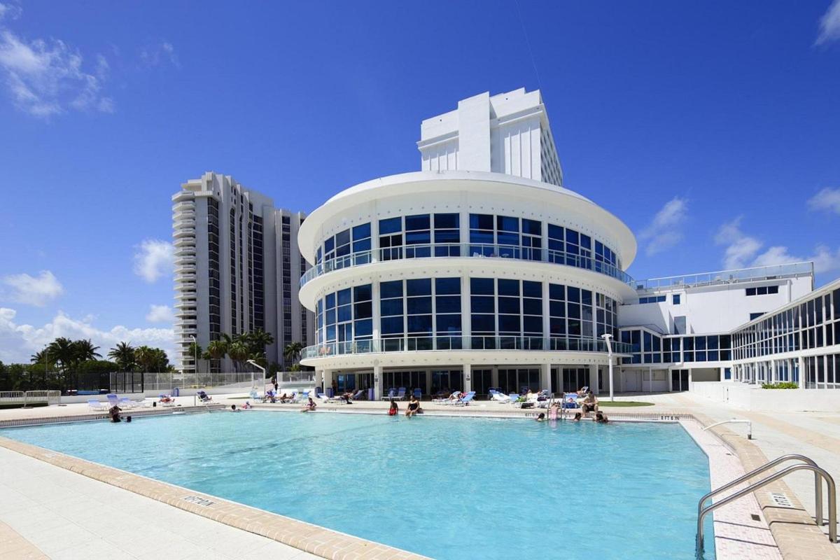 New Point Miami Beach Apartments Экстерьер фото