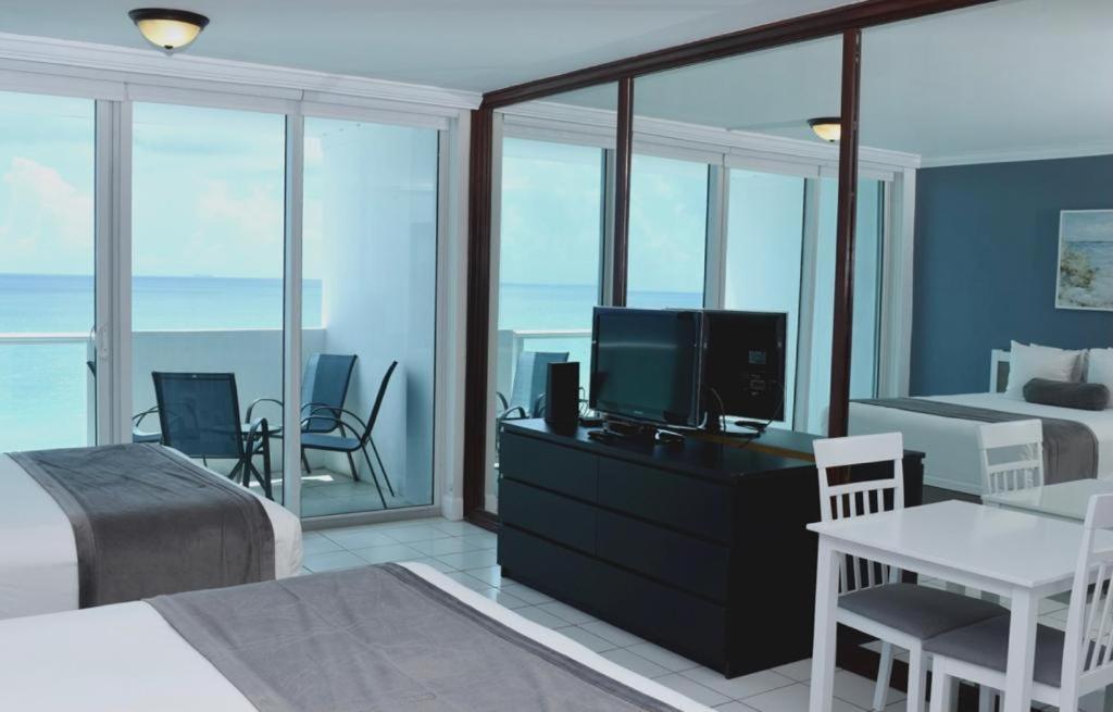 New Point Miami Beach Apartments Экстерьер фото